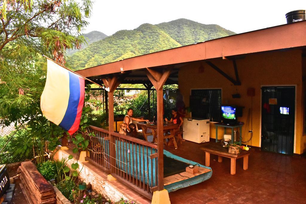 تاجانجا Hostal Rancho Aparte المظهر الخارجي الصورة